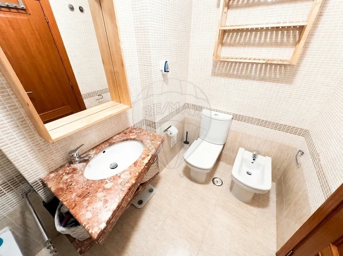 Apartamento T1 para Venda em Carregado e Cadafais Foto 26