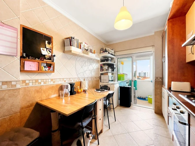 Apartamento T1 para Venda em Carregado e Cadafais Foto 19