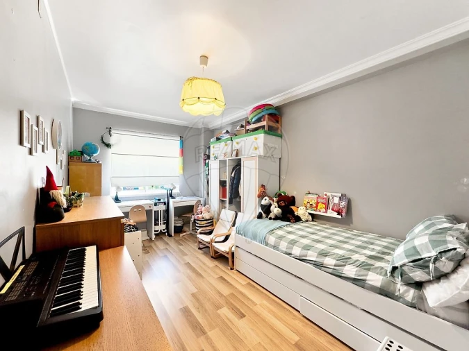 Apartamento T1 para Venda em Carregado e Cadafais Foto 9