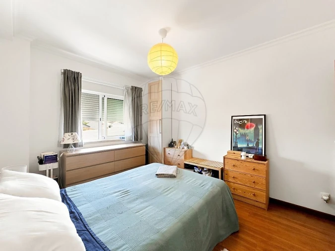 Apartamento T1 para Venda em Carregado e Cadafais Foto 10