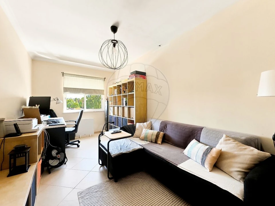 Apartamento T1 para Venda em Carregado e Cadafais Foto 23