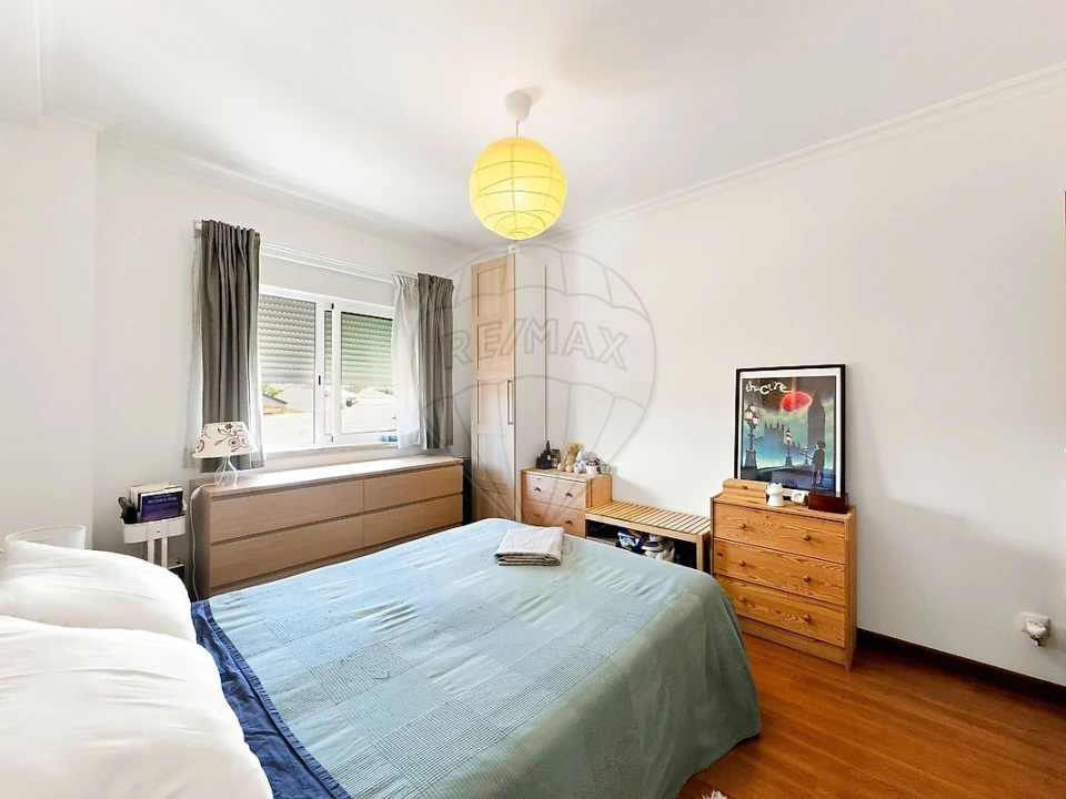 Apartamento T1 para Venda em Carregado e Cadafais Foto 10