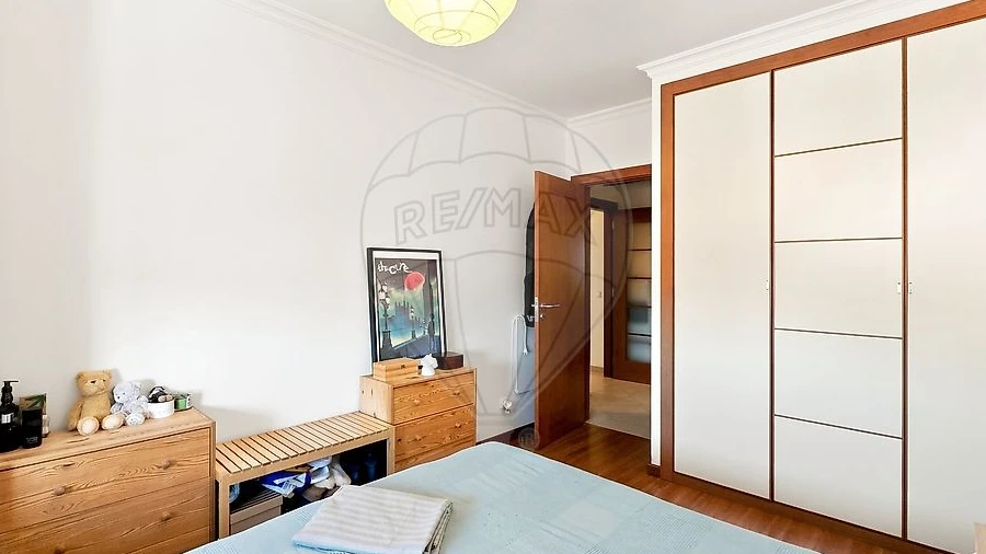 Apartamento T1 para Venda em Carregado e Cadafais