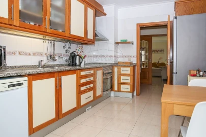 Apartamento T2 para Venda em Alenquer (Santo Estêvão e Triana)
