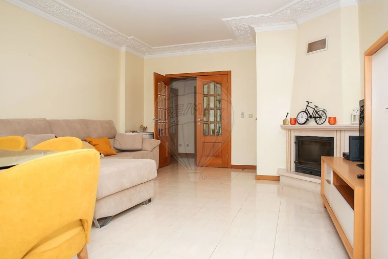 Apartamento T2 para Venda em Alenquer (Santo Estêvão e Triana) Foto 6