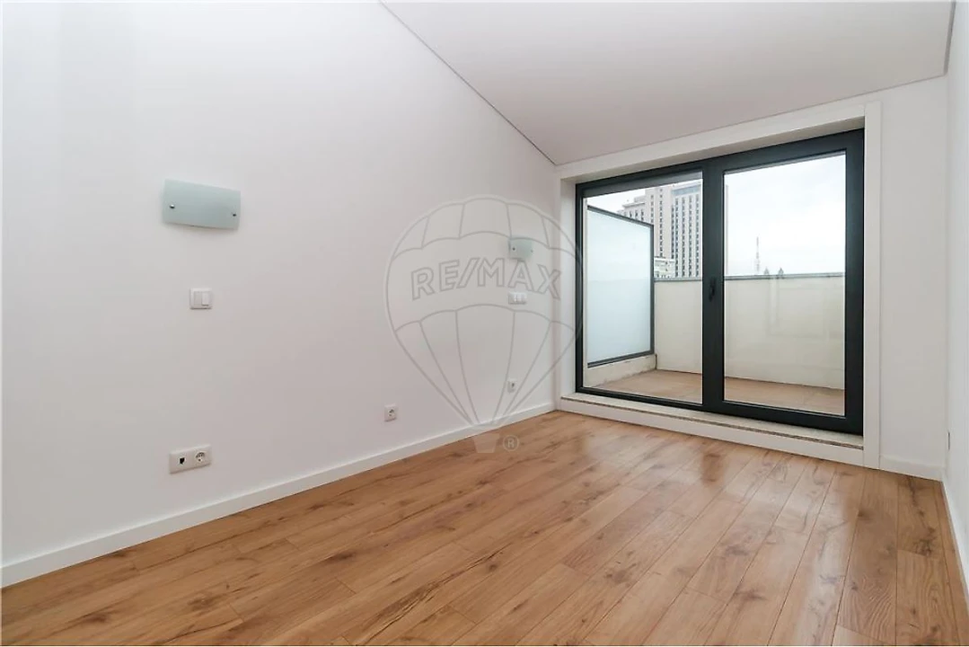 Apartamento T2 para Venda em Bonfim Foto 1