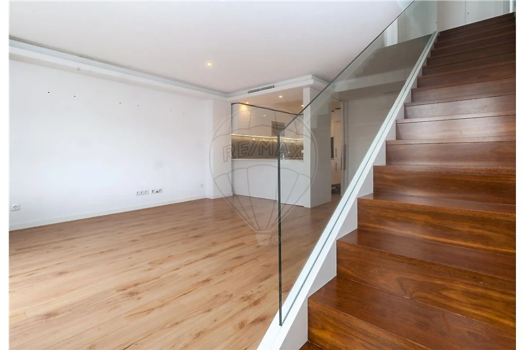 Apartamento T2 para Venda em Bonfim Foto 17