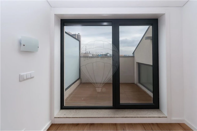 Apartamento T2 para Venda em Bonfim Foto 7