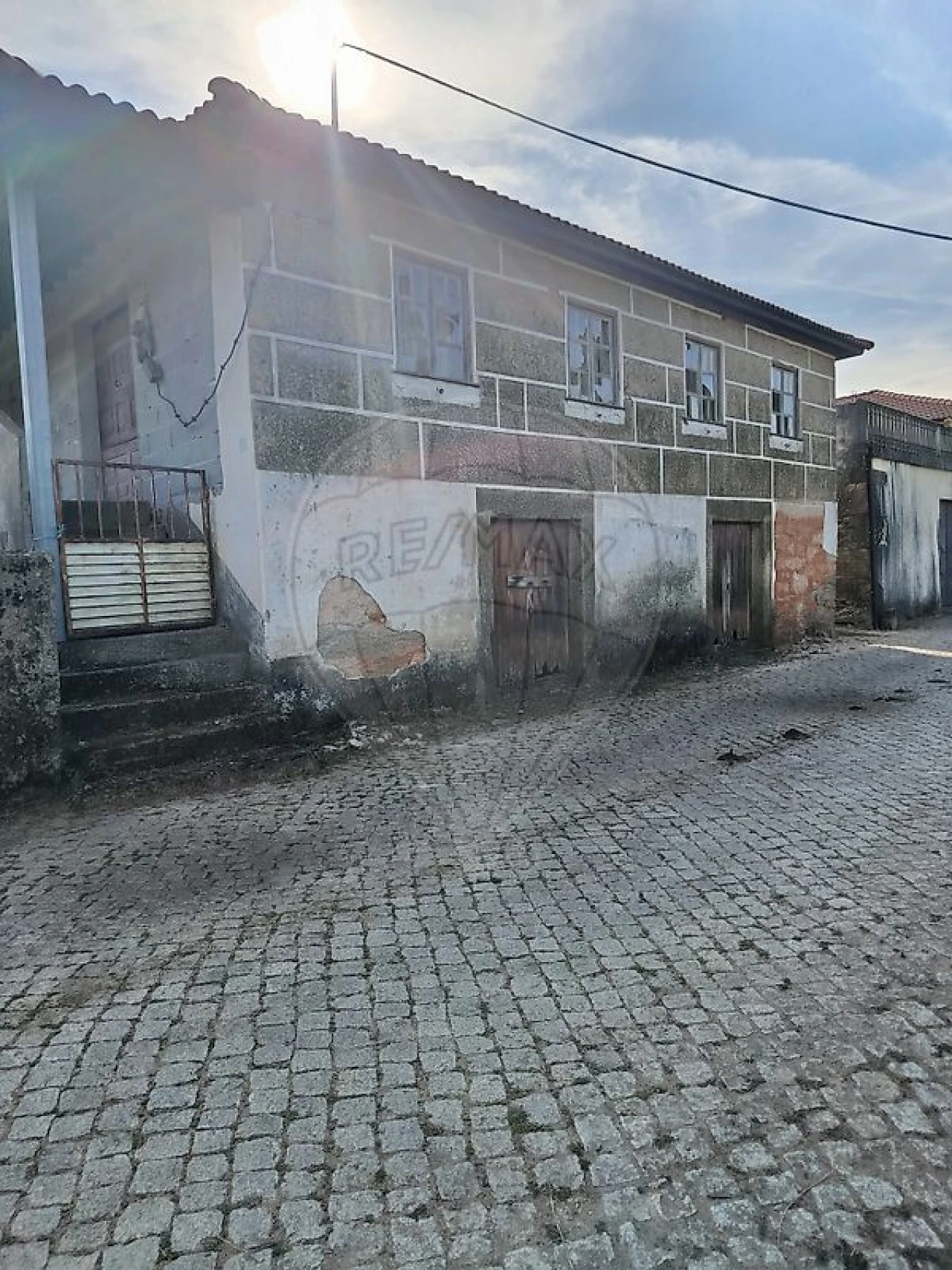 Moradia T4 para Venda em Carrazedo de Montenegro e Curros Foto 6
