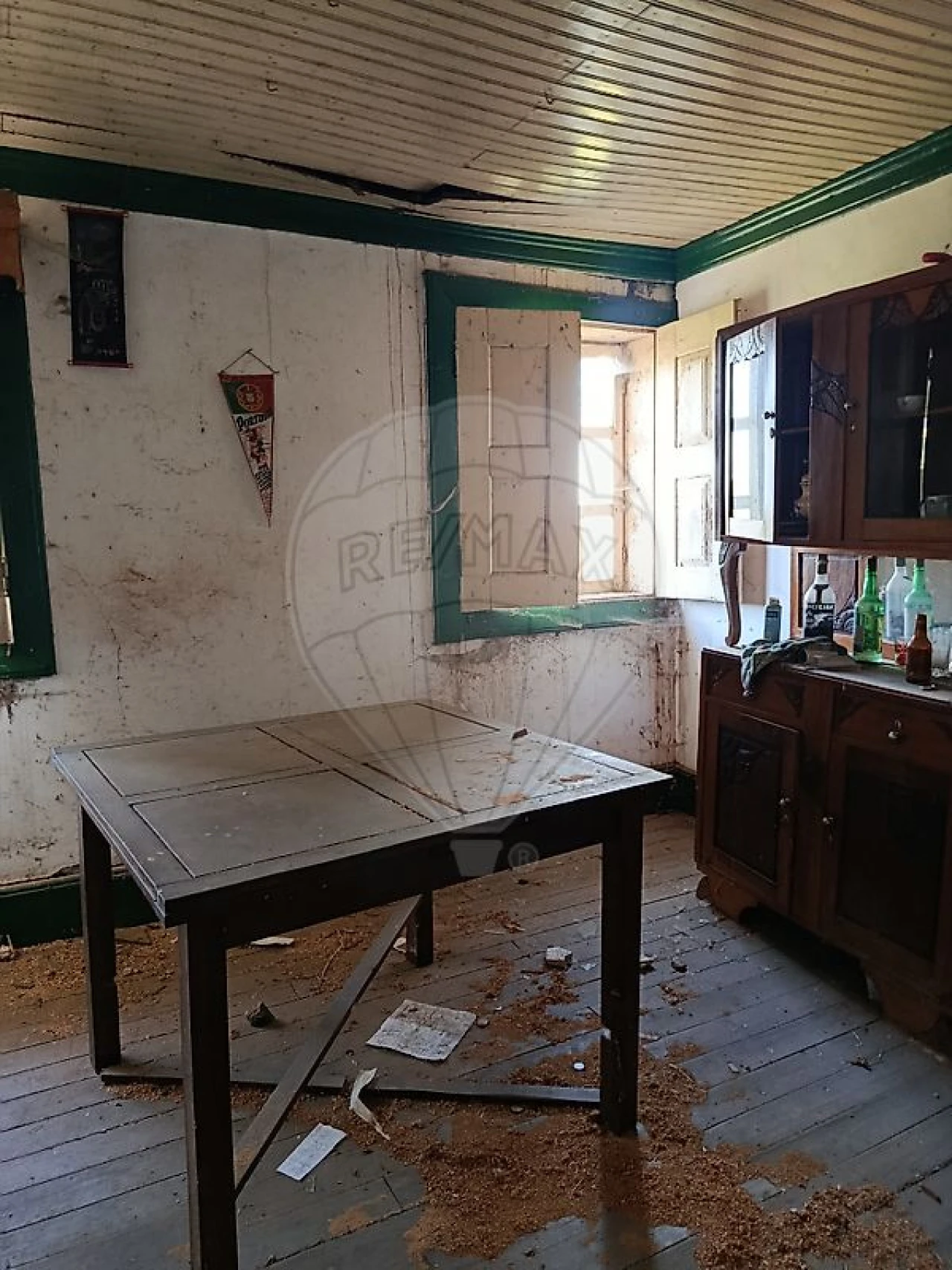 Moradia T4 para Venda em Carrazedo de Montenegro e Curros Foto 9