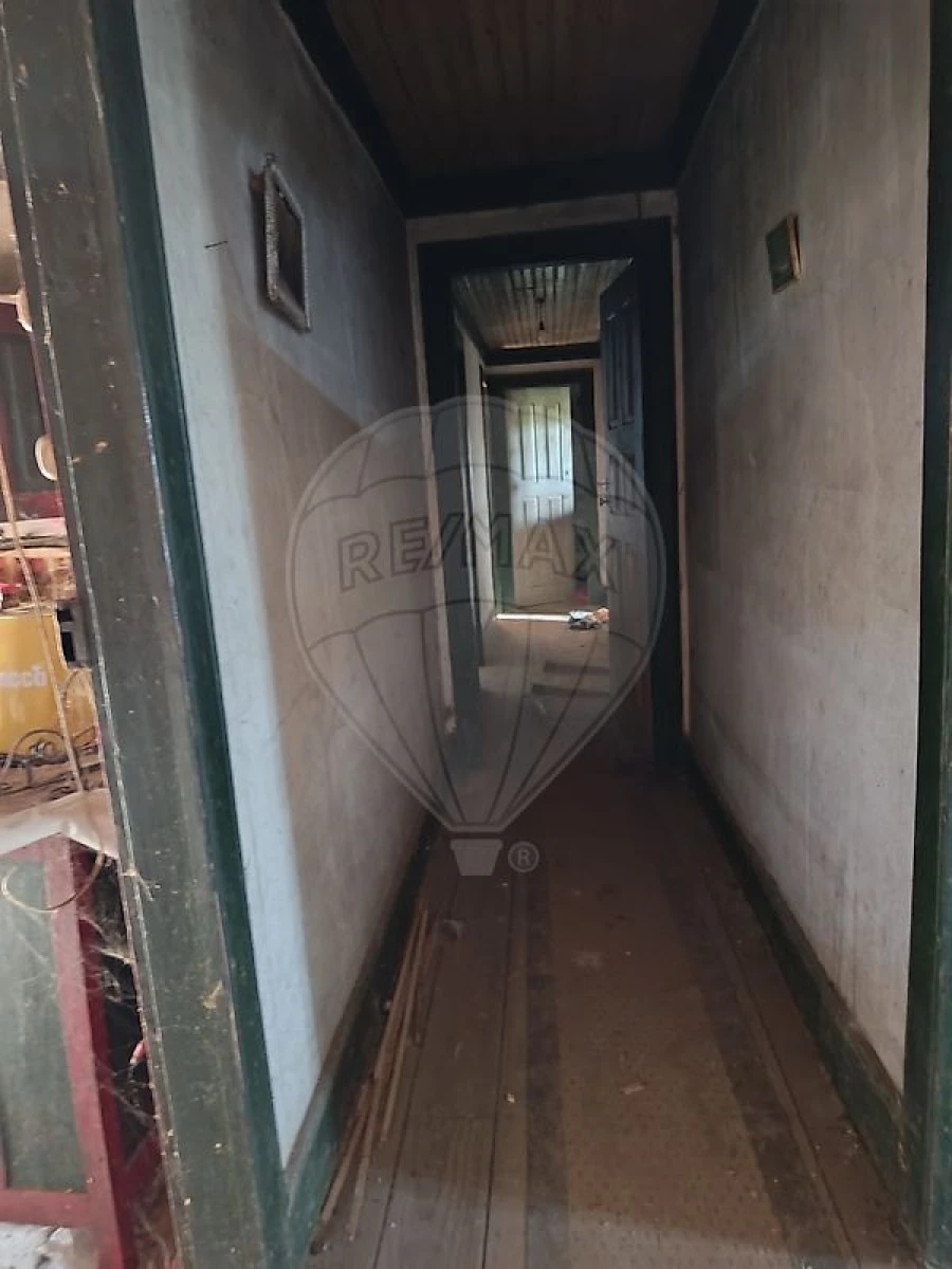 Moradia T4 para Venda em Carrazedo de Montenegro e Curros Foto 10
