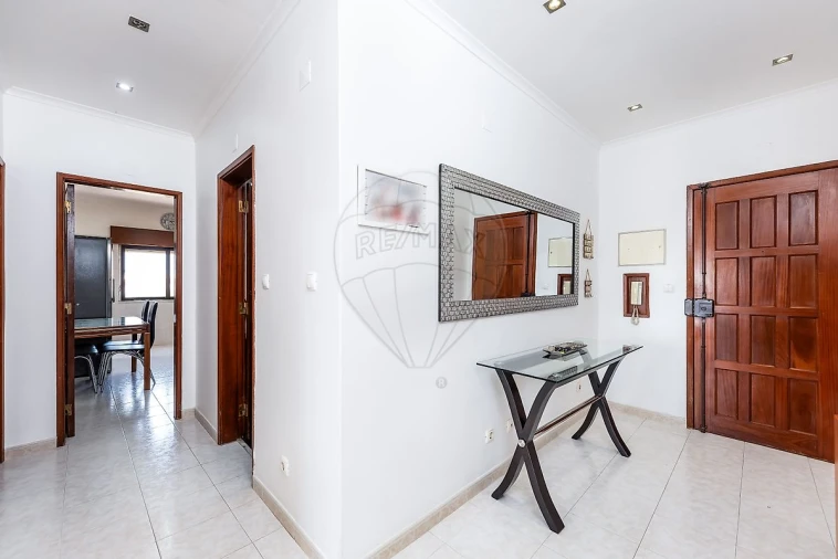 Apartamento T2 para Venda em Seixal, Arrentela e Aldeia de Paio Pires Foto 16