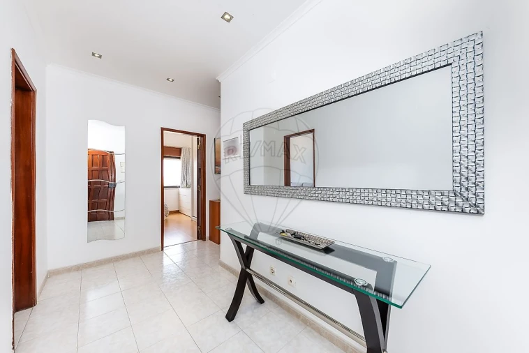 Apartamento T2 para Venda em Seixal, Arrentela e Aldeia de Paio Pires Foto 14