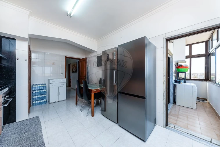 Apartamento T2 para Venda em Seixal, Arrentela e Aldeia de Paio Pires Foto 7