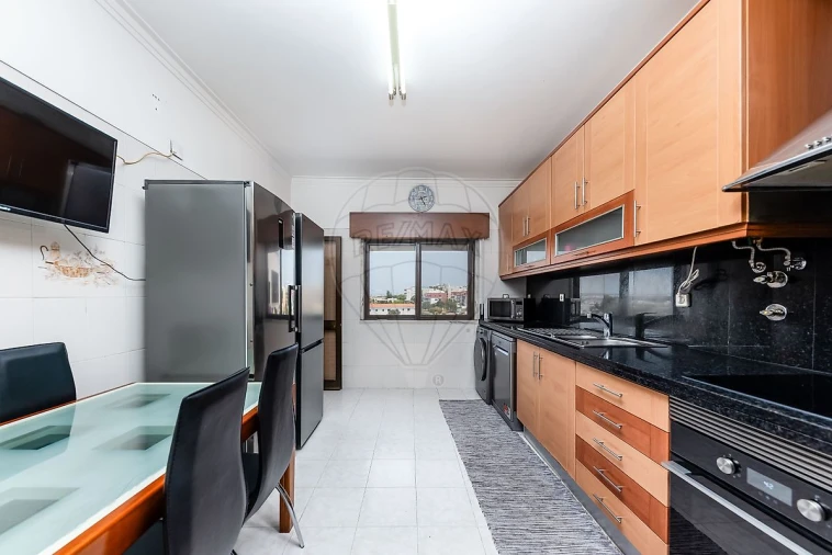 Apartamento T2 para Venda em Seixal, Arrentela e Aldeia de Paio Pires Foto 9