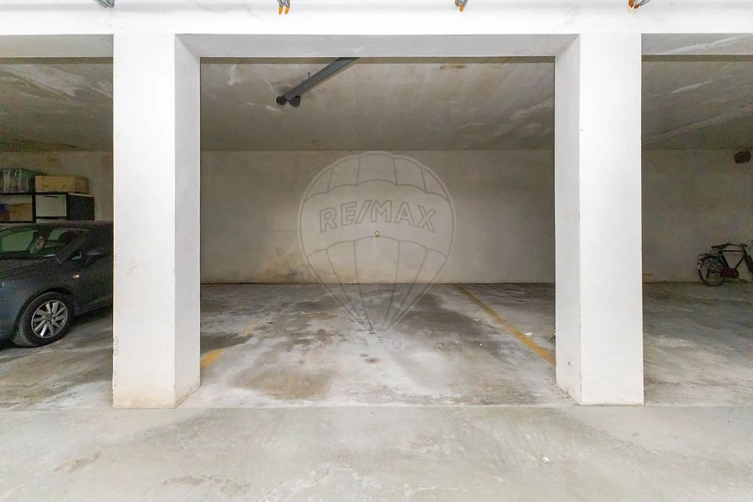 Apartamento T2 para Venda em Torno Foto 20