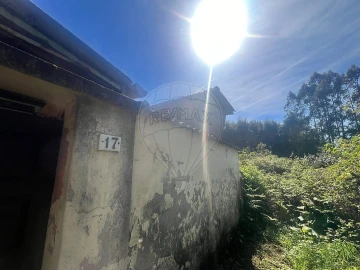 Moradia T2 para Venda em Anta e Guetim
