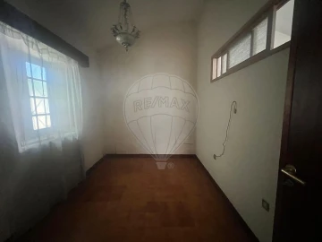 Moradia T2 para Venda em Anta e Guetim