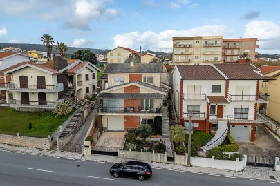 Moradia T4 para Venda em Buarcos