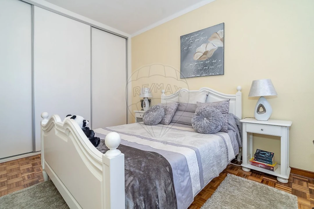 Apartamento T2 para Venda em Buarcos Foto 7