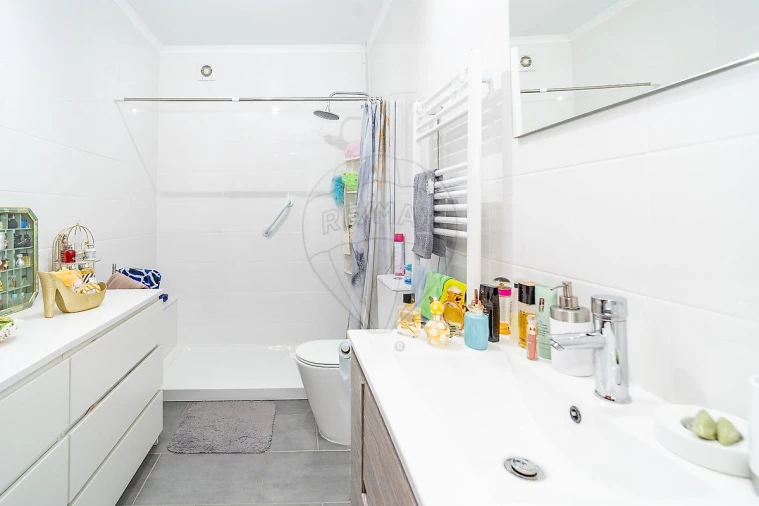 Apartamento T2 para Venda em Buarcos Foto 15