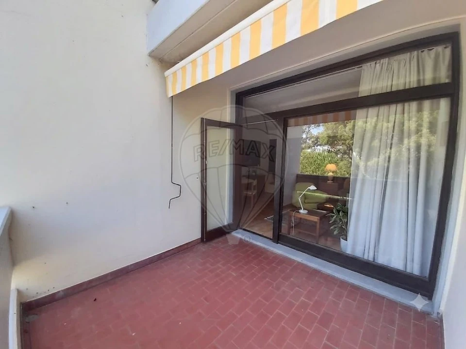 Apartamento T1 para Venda em Carvalhal Foto 24