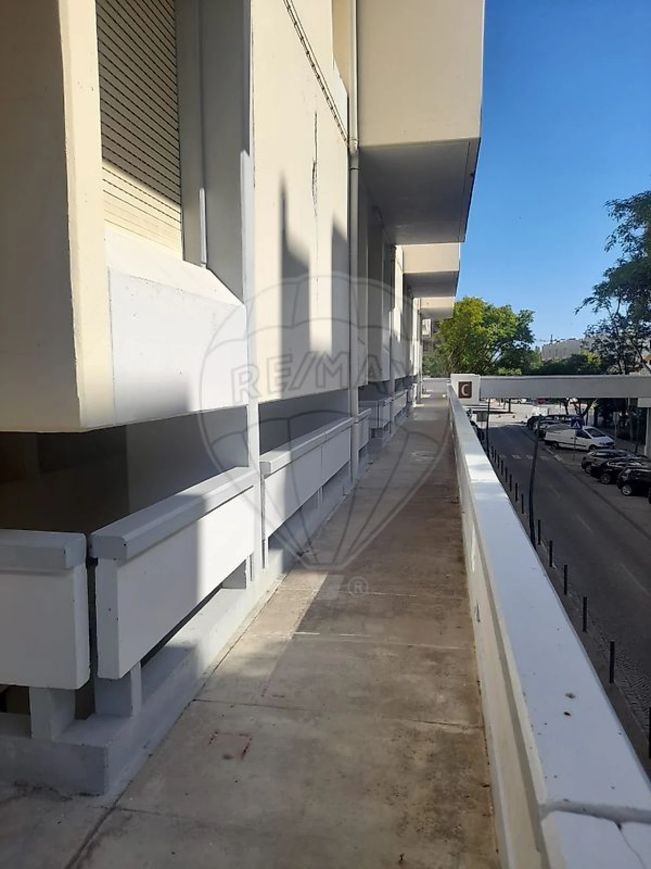 Apartamento T1 para Venda em Carvalhal Foto 9