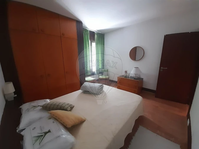 Apartamento T1 para Venda em Carvalhal Foto 23