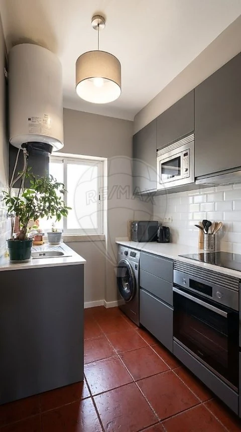 Apartamento T2 para Venda em Pontinha e Famões
