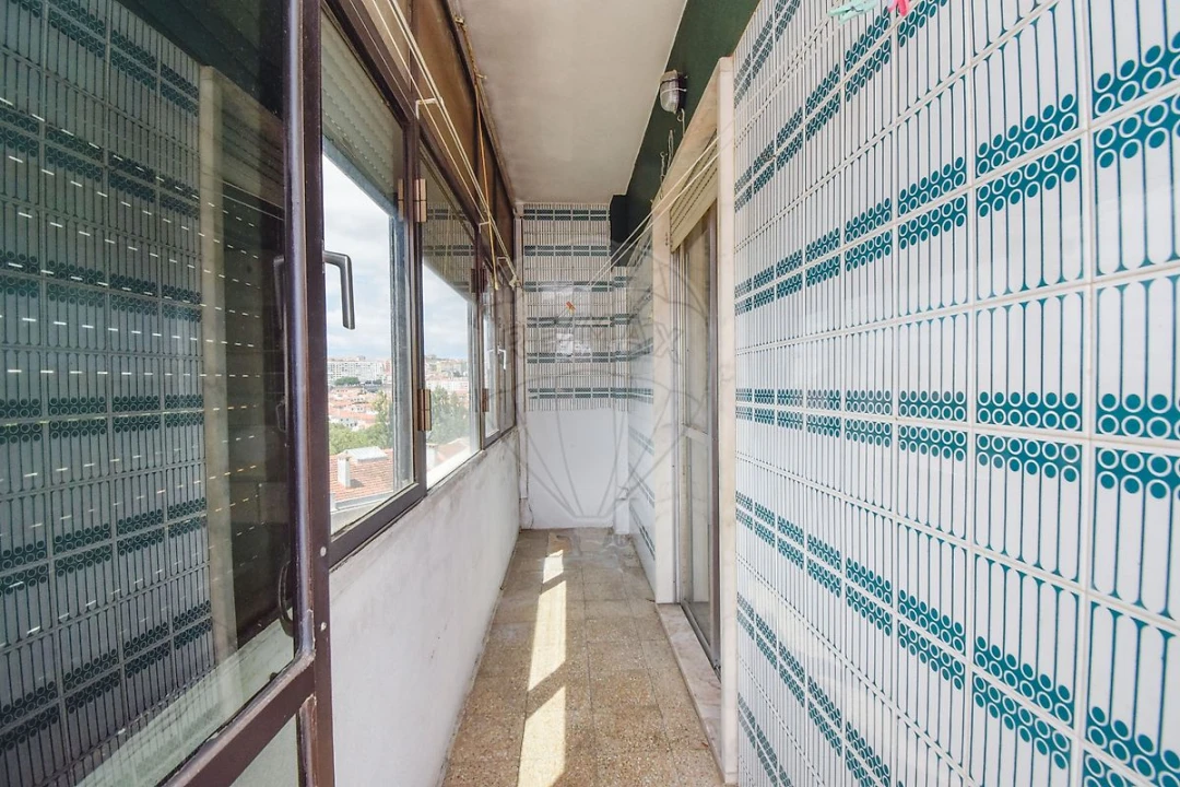 Apartamento T1 para Venda em Queluz e Belas Foto 16