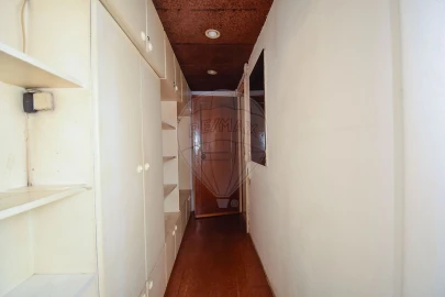 Apartamento T1 para Venda em Queluz e Belas