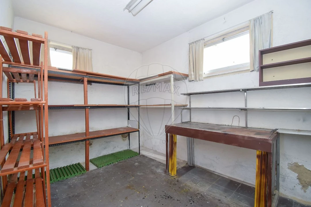 Apartamento T1 para Venda em Queluz e Belas Foto 18