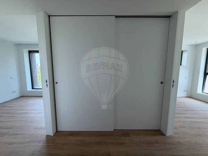 Apartamento T2 para Arrendamento em Mafamude e Vilar do Paraíso Foto 17