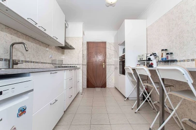 Apartamento T3 para Venda em Vialonga