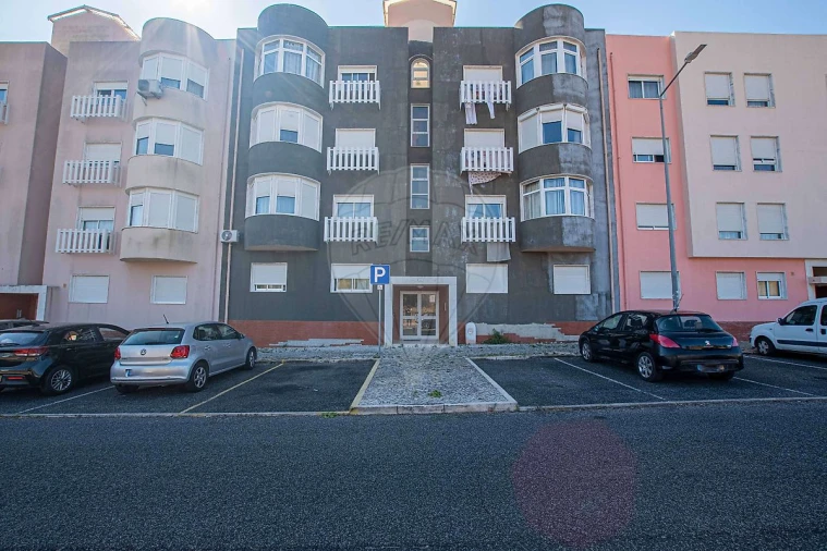 Apartamento T3 para Venda em Vialonga Foto 16