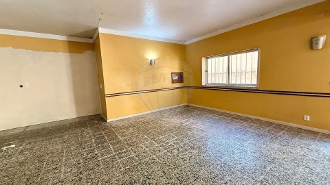 Loja para Arrendamento em Sertã