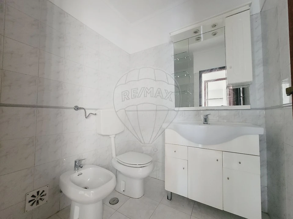 Apartamento T3 para Venda em Rio de Mouro Foto 20