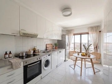Apartamento T3 para Venda em Rio de Mouro