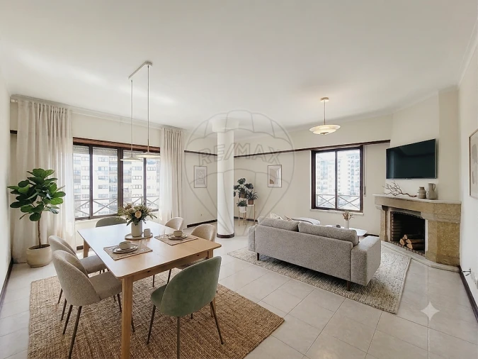 Apartamento T3 para Venda em Rio de Mouro Foto 25