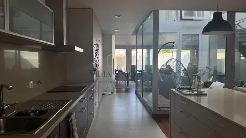 Moradia T3 para Venda em Santa Maria da Feira, Travanca, Sanfins e Espargo