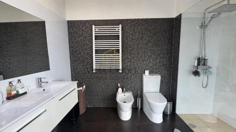 Moradia T3 para Venda em Santa Maria da Feira, Travanca, Sanfins e Espargo