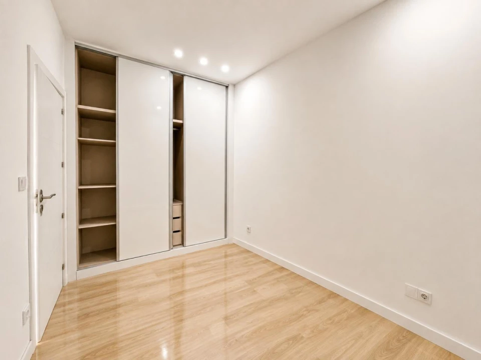 Apartamento T5 para Venda em Pedrouços Foto 19