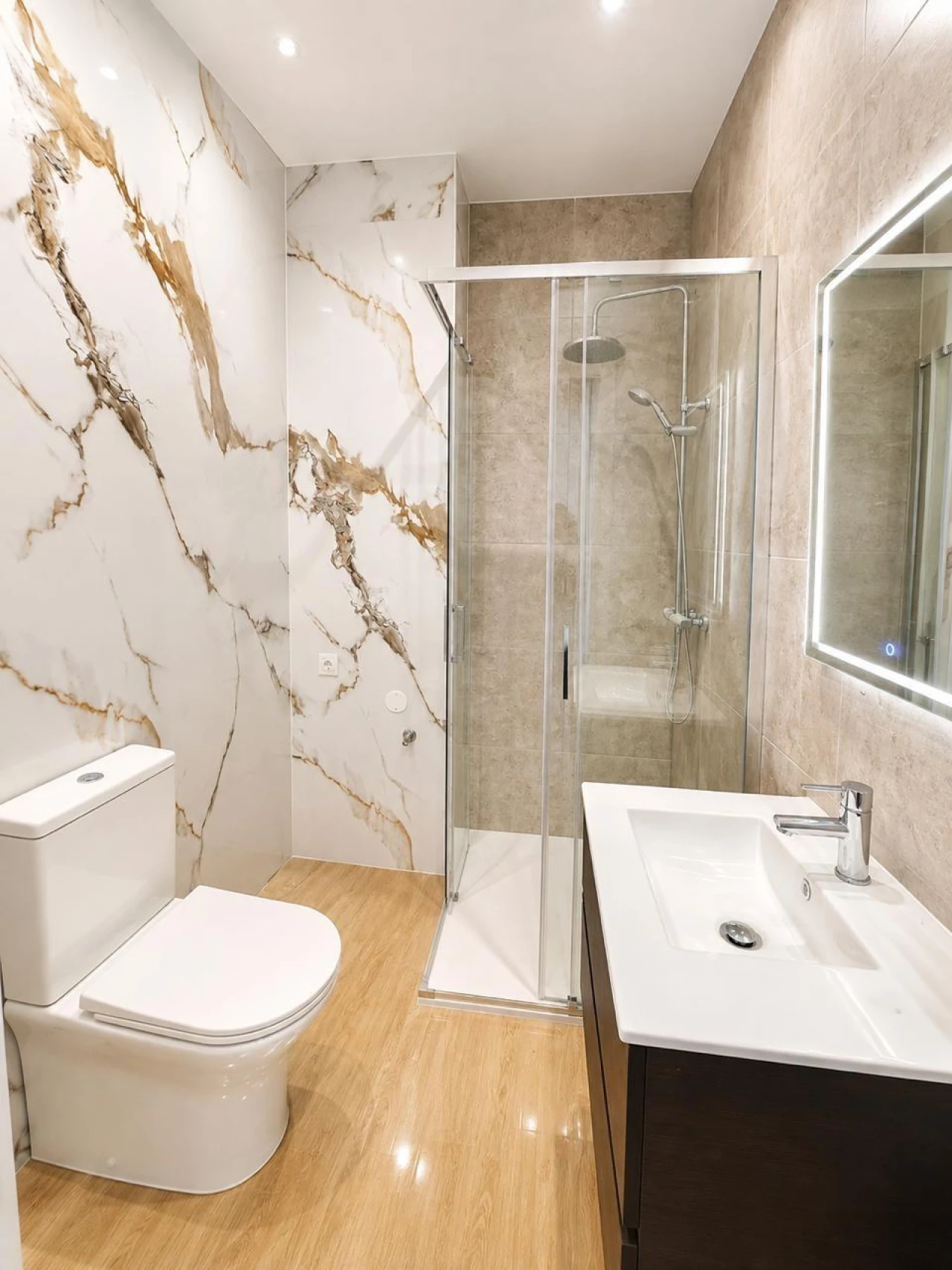 Apartamento T5 para Venda em Pedrouços Foto 21