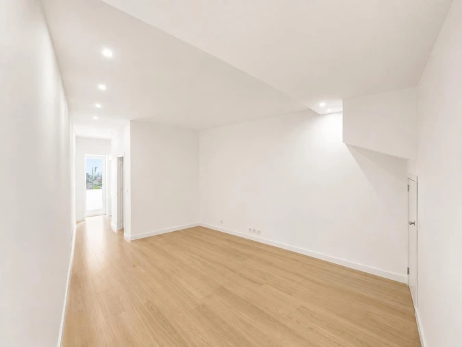 Apartamento T5 para Venda em Pedrouços Foto 22