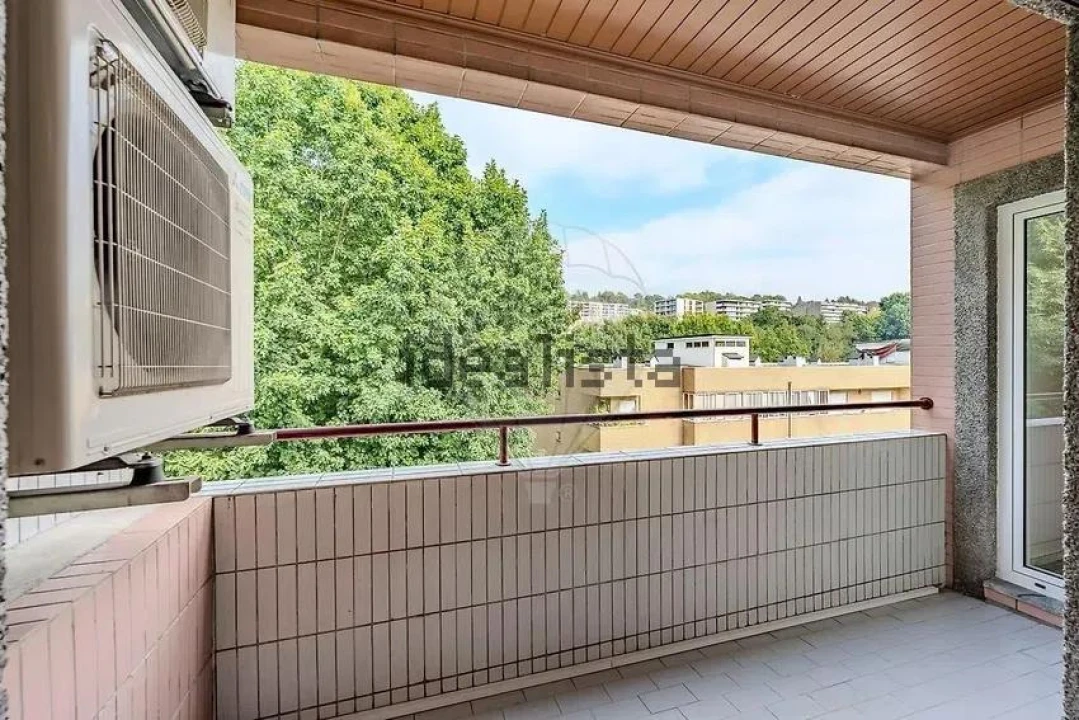 Apartamento T4 para Venda em Creixomil Foto 21