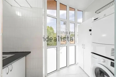 Apartamento T4 para Venda em Creixomil