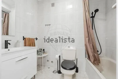 Apartamento T4 para Venda em Creixomil