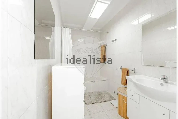 Apartamento T4 para Venda em Creixomil Foto 32