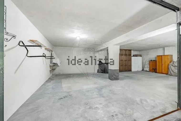 Apartamento T4 para Venda em Creixomil Foto 34