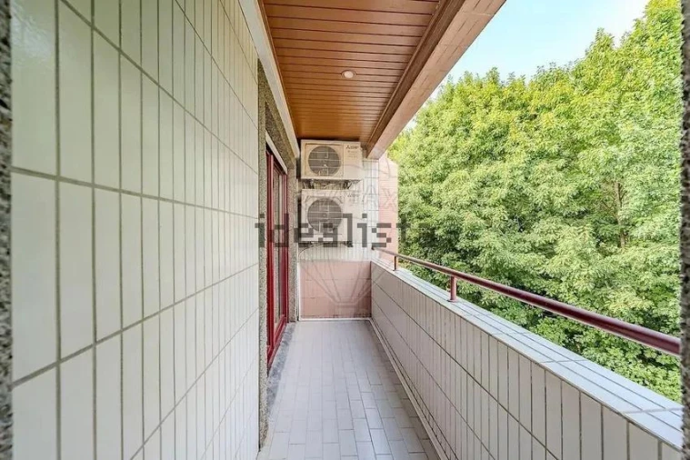 Apartamento T4 para Venda em Creixomil Foto 8